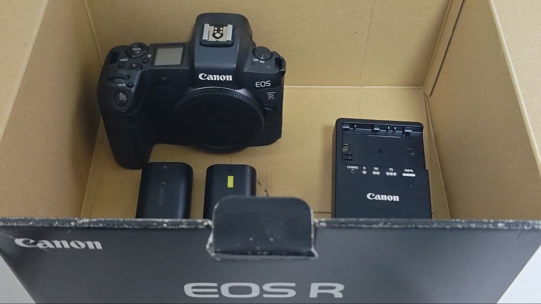 Canon EOSR ボディ EOS R ミラーレス一眼カメラ ブラック EOSR [ボディ単体] CANON