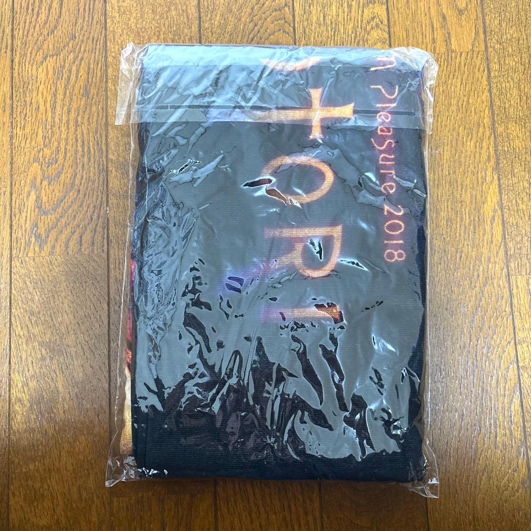 B'z Pleasure 2018 -HINOTORI- グラフィックタオル - メルカリ