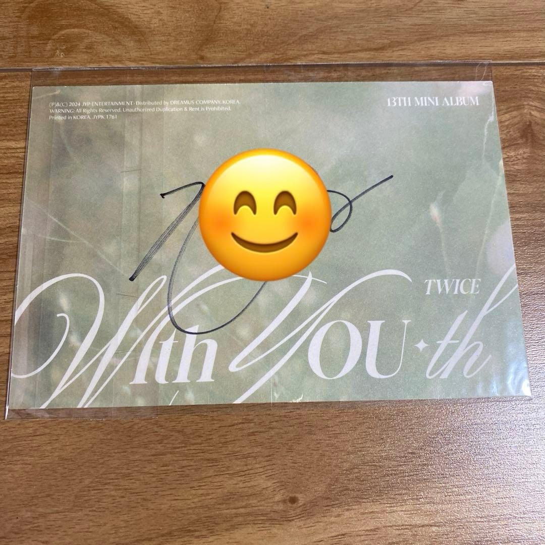 TWICE ジヒョWith You-th アメリカ限定 直筆サイン - メルカリ