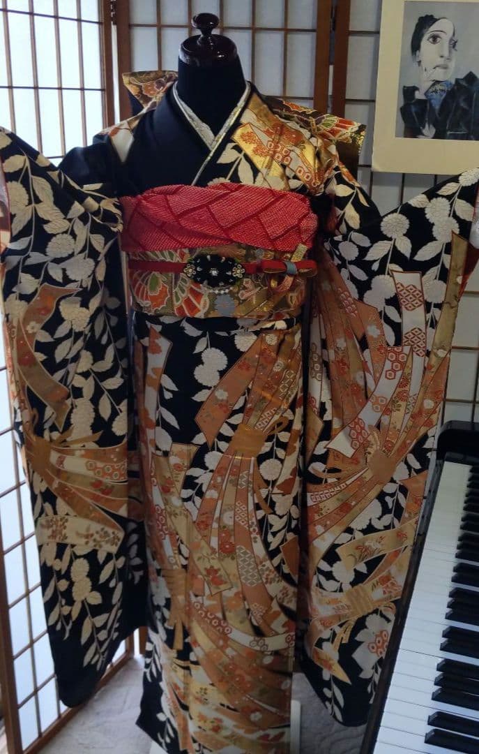 409黒しつけ付 束熨斗 落款 正絹8点振袖フルセット成人卒業結婚式