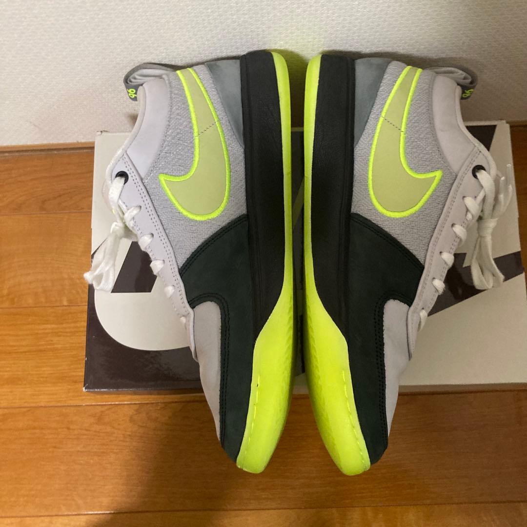 日本未発売　nike book 1 EP \"neon\" 28.5