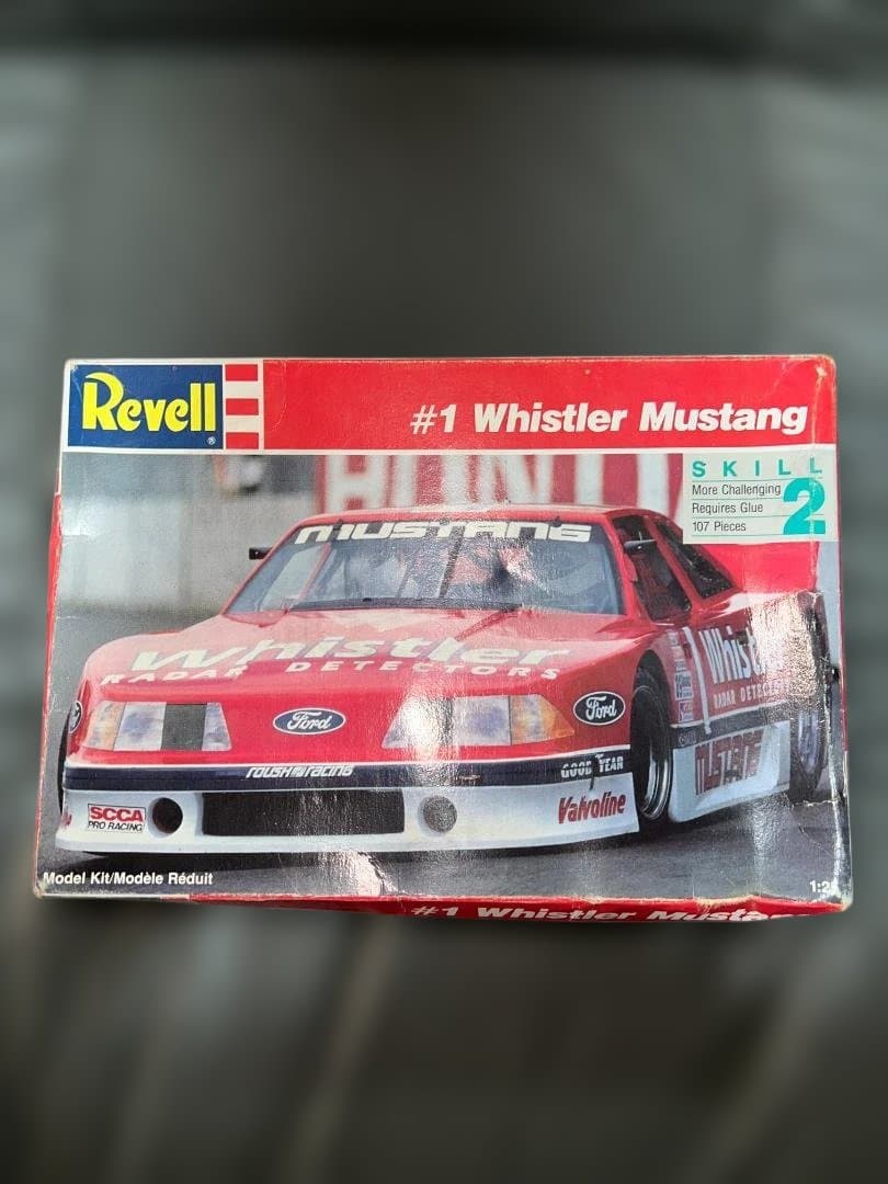 レベル 1/25 マスタング & '57シェビー プラモデル 2点セット 未組立