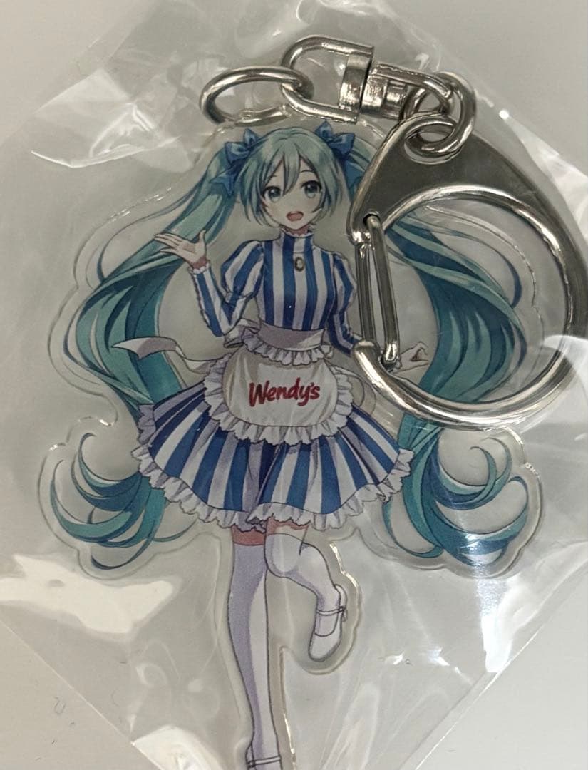 初音ミク Wendy's first kitchen アクリルキーホルダー - メルカリ