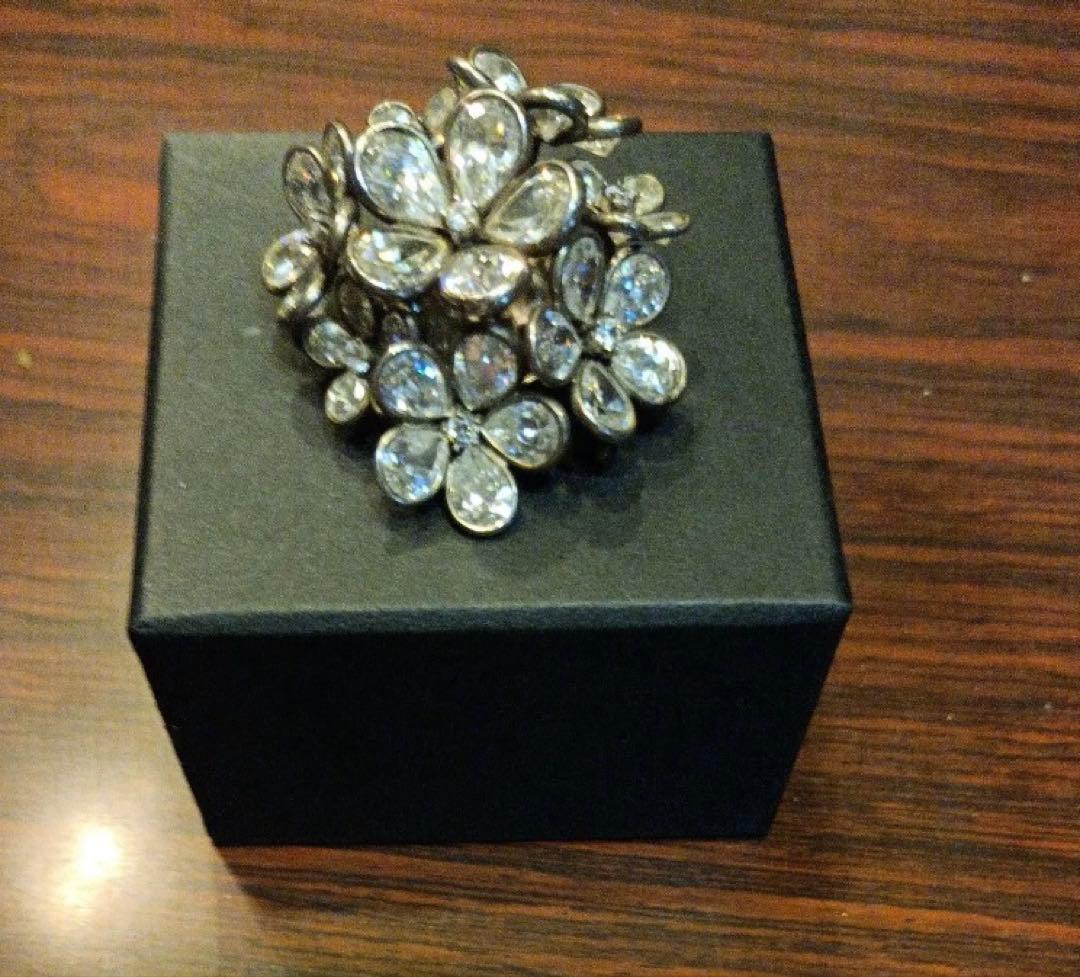 ルネ　Rene ブローチ René - Rene ルネ ブローチ 新品未使用の通販 by miu｜ルネならラクマ