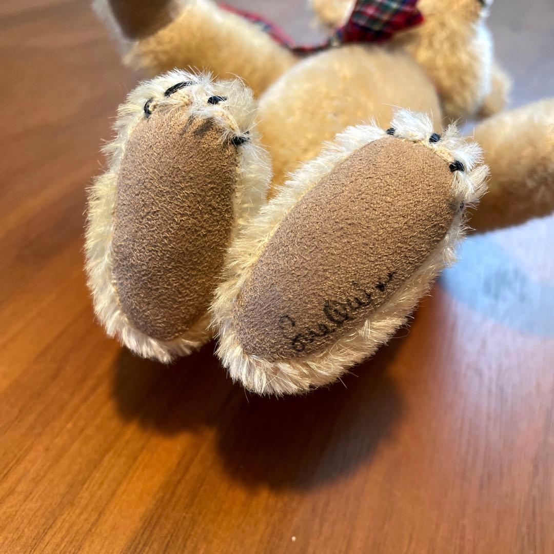 シリアルNo.1 サイン入り人気作家 スークイン テディベア シリアルNo.1