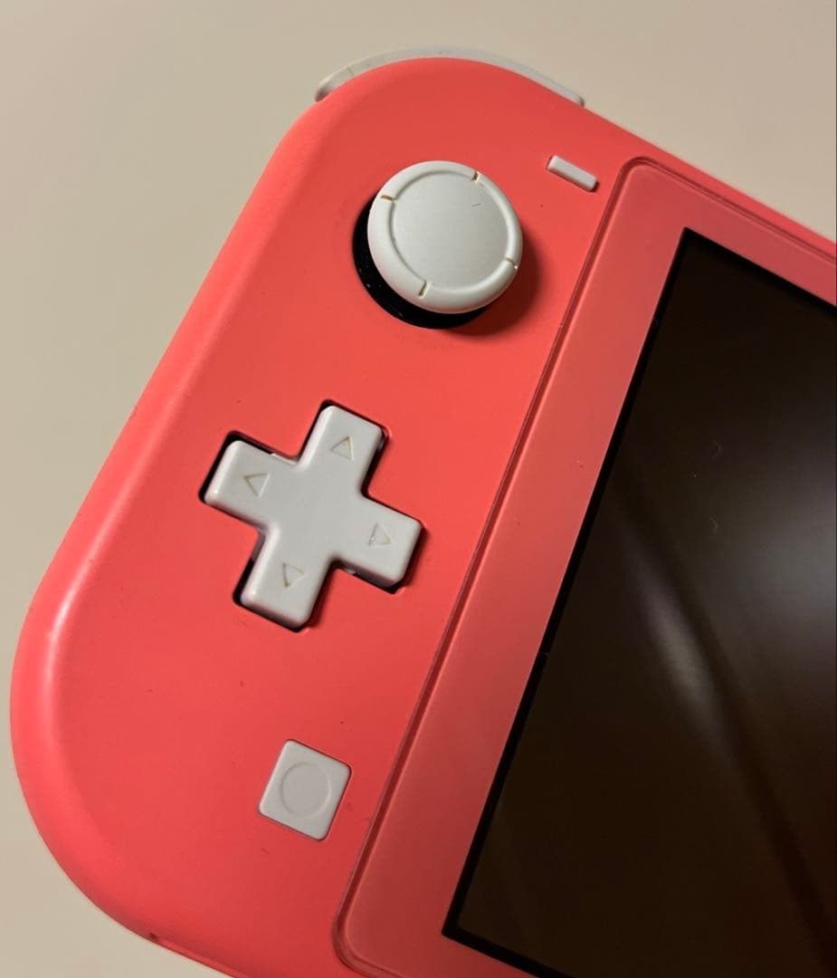 R*i様 Nintendo Switch Lite コーラル 本体