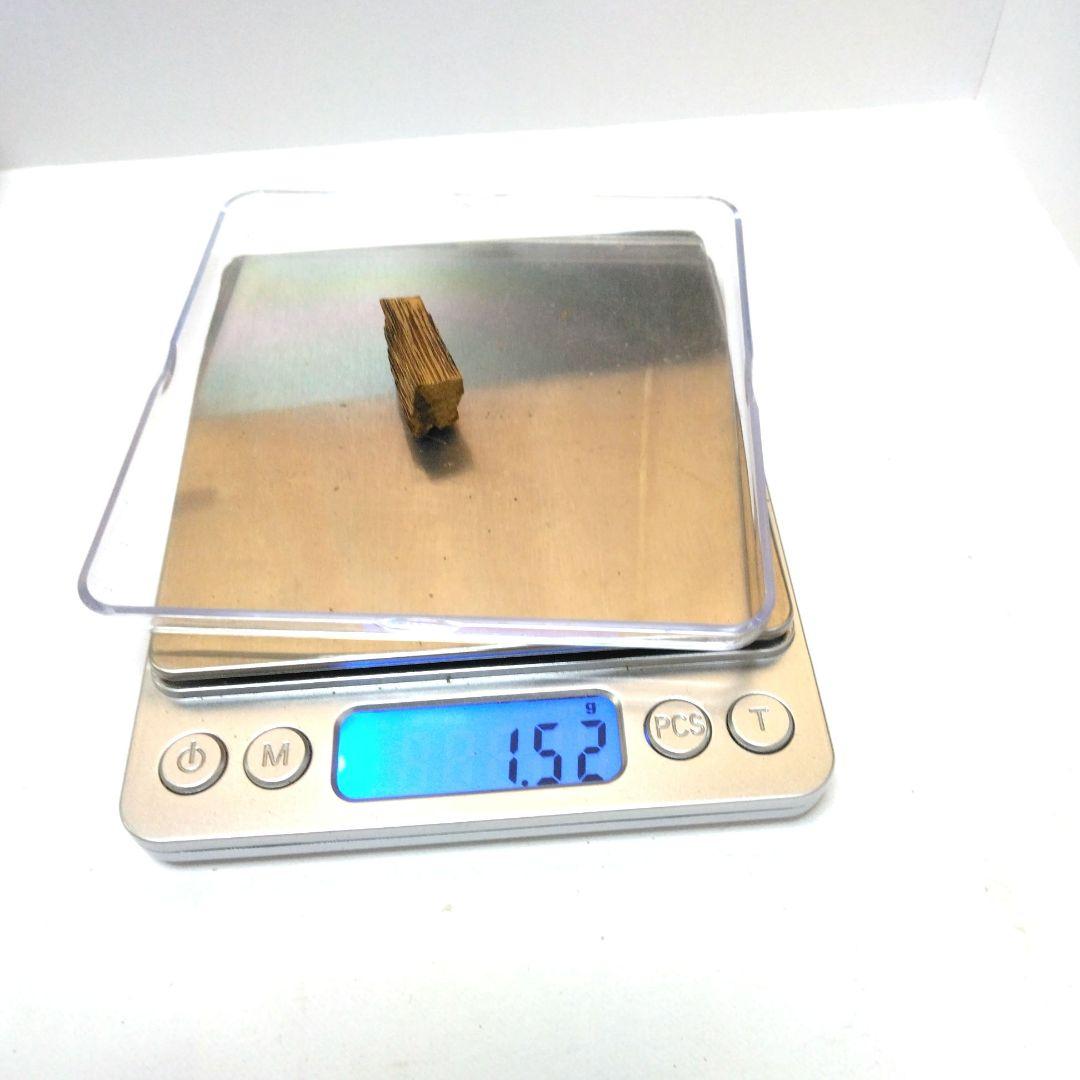 松栄堂　伽羅　庭木の月　1.52g