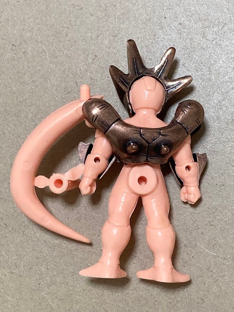 ドラゴンボール クウラ第4形態 フルメタルジャケット 消しゴム 肌色