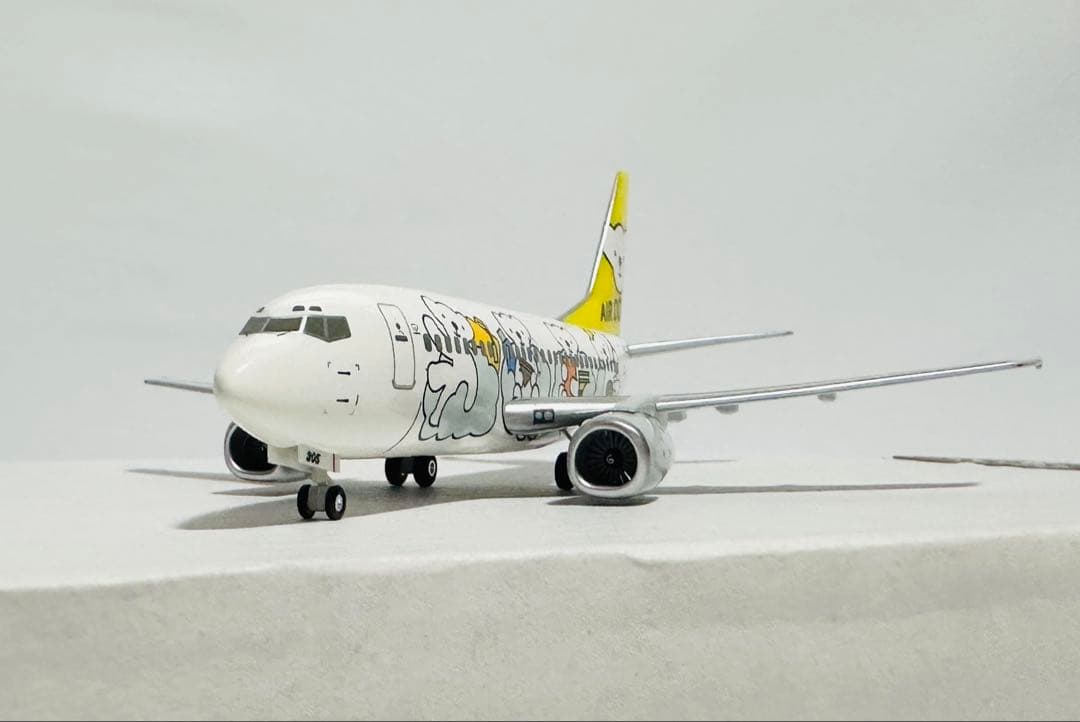 hogan 1/200 AIRDO B737-500 ベア・ドゥ特別塗装 - メルカリ