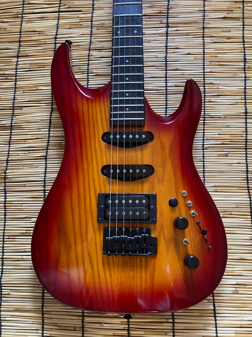 ☆値下済☆杢目が綺麗な美品　Aria ProⅡ をモディファイして新機能満載