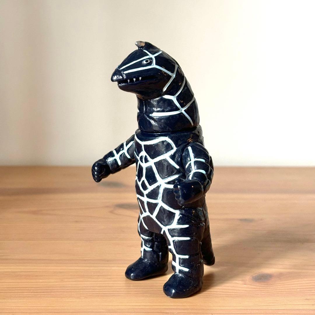 サンガッツ本舗《ドラコ》 ソフビ 円谷怪獣総進撃 ソフビ レッドマン