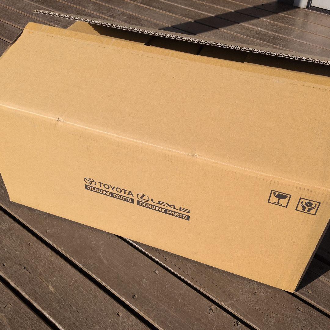 新車外し ランドクルーザー250 VX角目 リフレクター 左右 送料込み