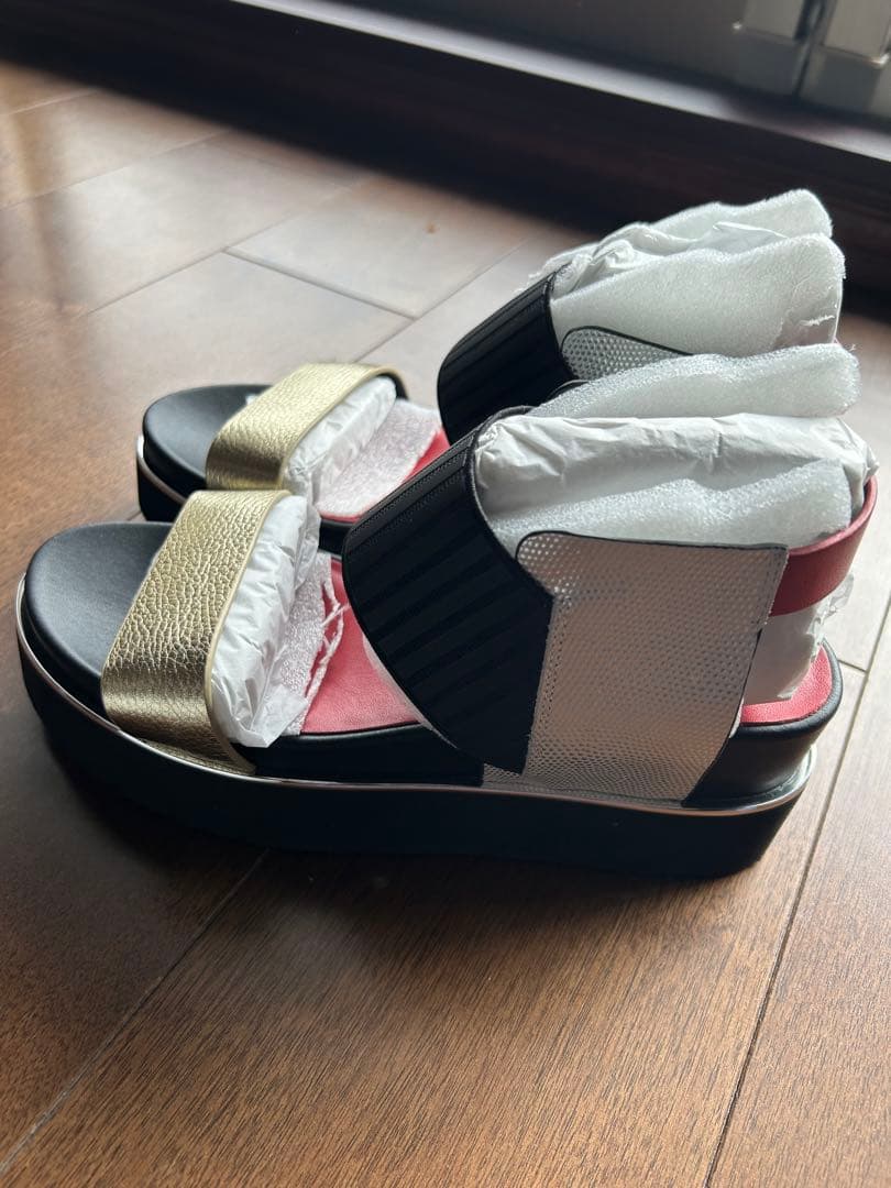 麦*様 最終値下げUN3D. United nude Rico sandal 3