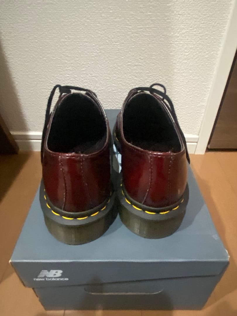 常田大希着用 Dr.Martens 3ホール VEGAN UK5 24cm - メルカリ