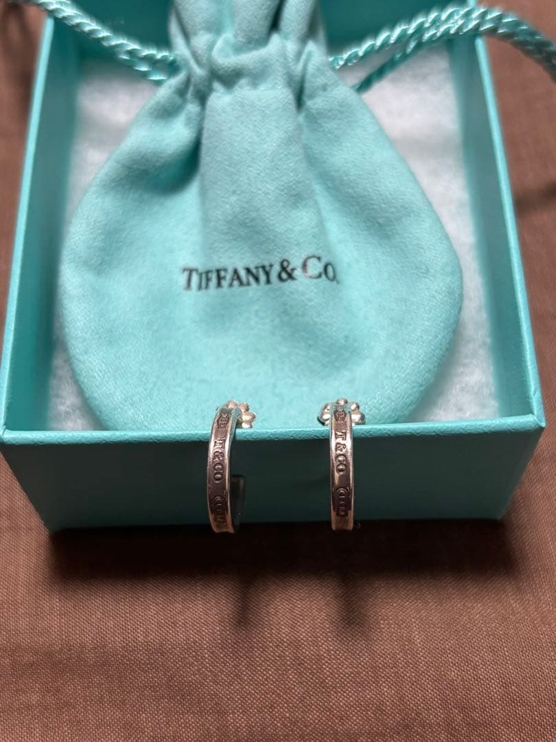 箱袋付き ティファニー ナロー ピアス リング 1837 スモール 925