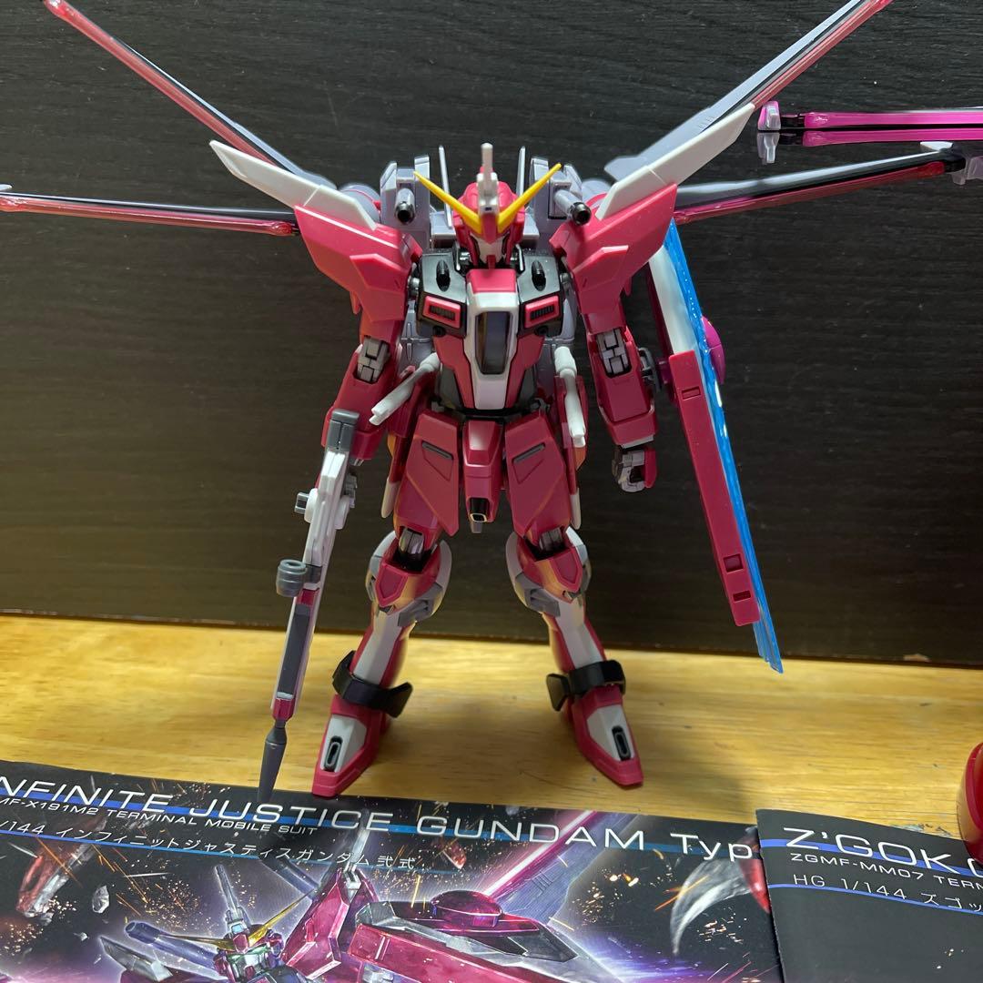 HG ズゴック、インフィニットジャスティスガンダム弐式、キャバリア3体