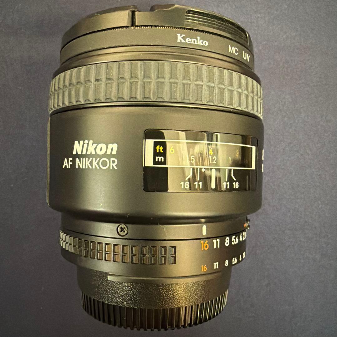 レンズ(単焦点) Nikon AF NIKKOR 85mm f/1.8 D 71fGYwKw8SL._AC_UL210_SR210,