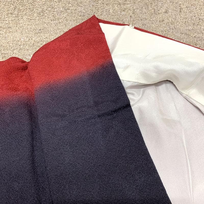 601z16〇小柄な方も 振袖 辻が花絞り染 地紋 赤 黒〇美品 成人式 結婚