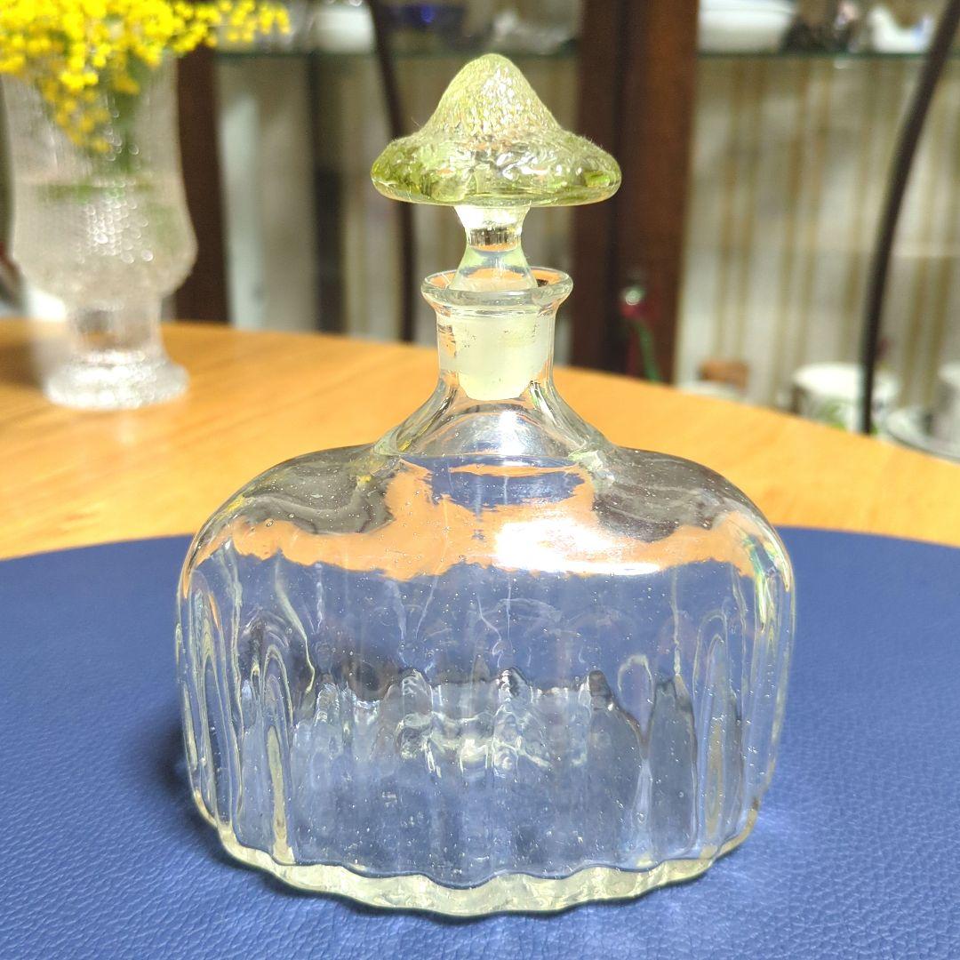 西川孝二作品吹きガラスリキュール瓶波状模様ボトル 未使用に近い　民藝品 西川孝次の用の美と色ガラスの世界 | リブ・アート オンラインショップ