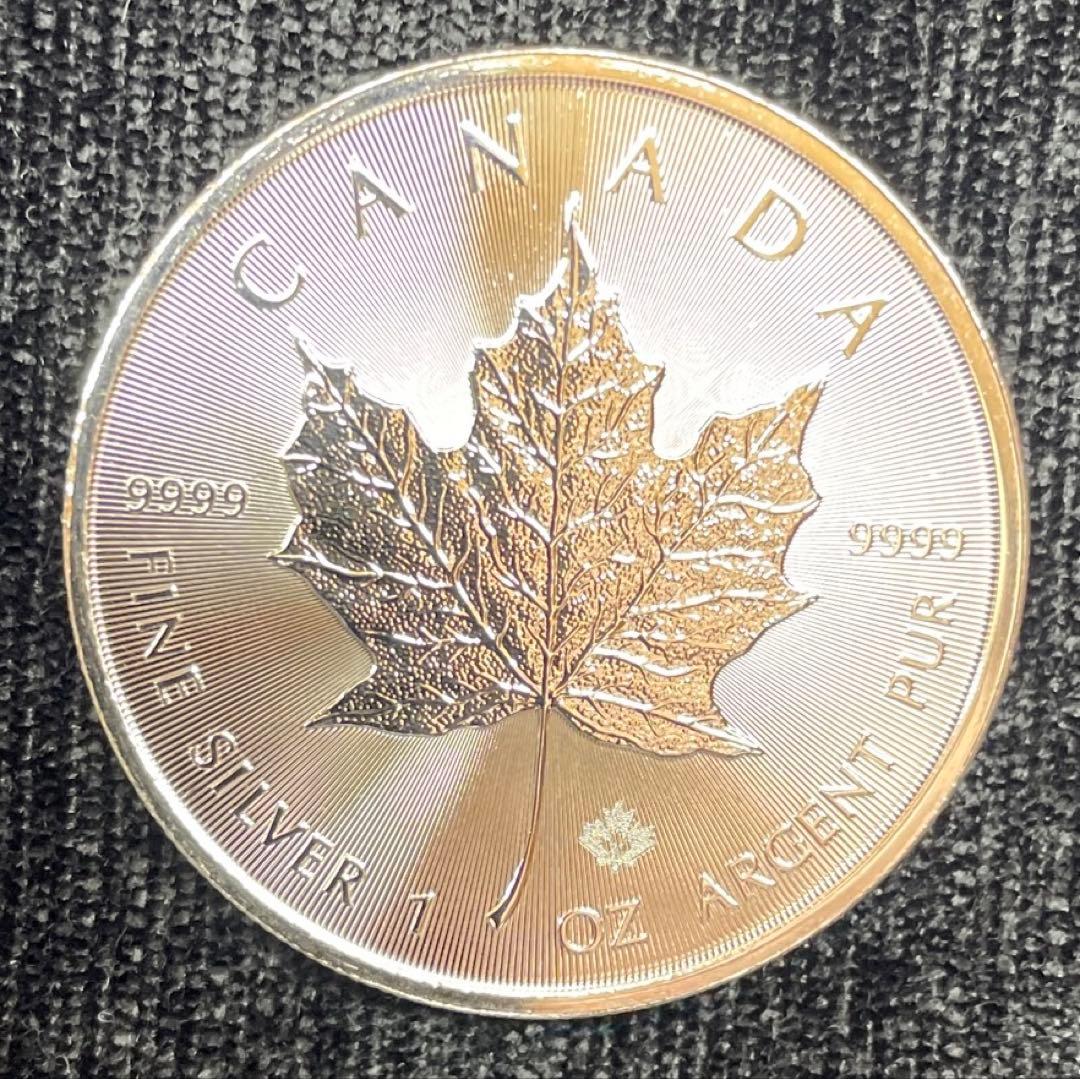 2021年 (新品) カナダ「メイプルリーフ」純銀 1オンス 銀貨 メイプルリーフ 銀貨 2021年 カナダ造幣局発行 1オンス : SILVER ROUND