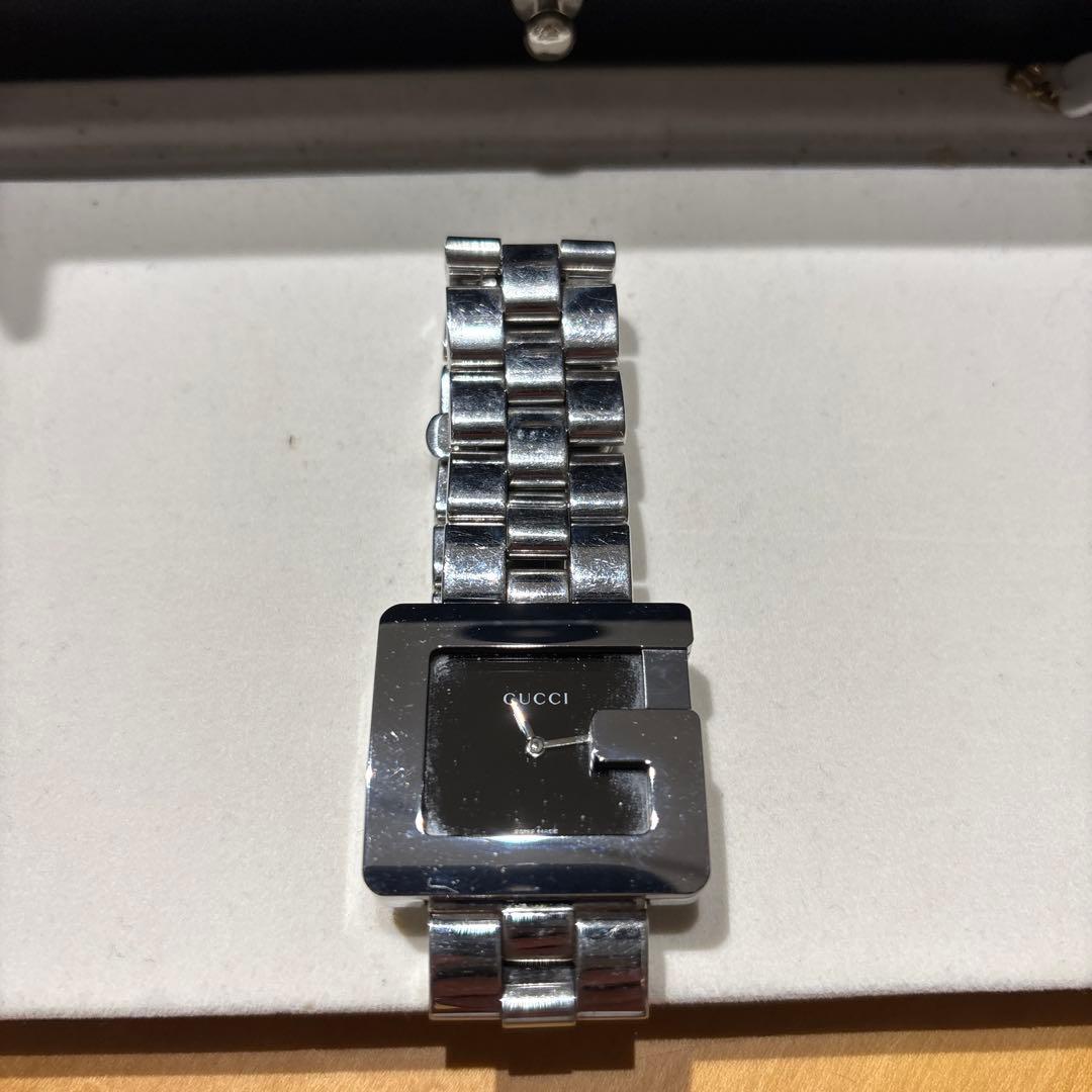 GUCCI スクエアフェイス 腕時計 シルバー - メルカリ
