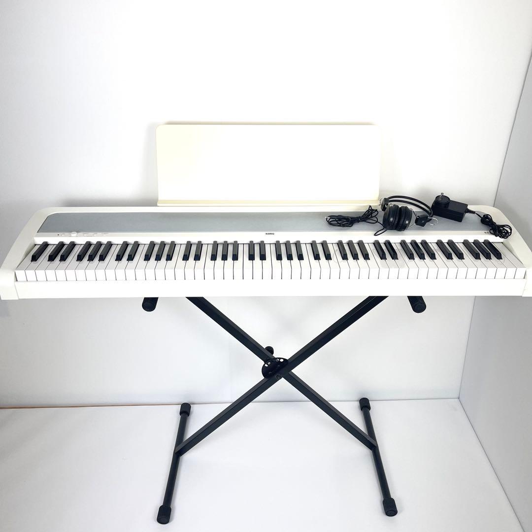 KORG B2 88鍵電子ピアノ 白 2021年製 （譜面台・ヘッドホン付） - 鍵盤