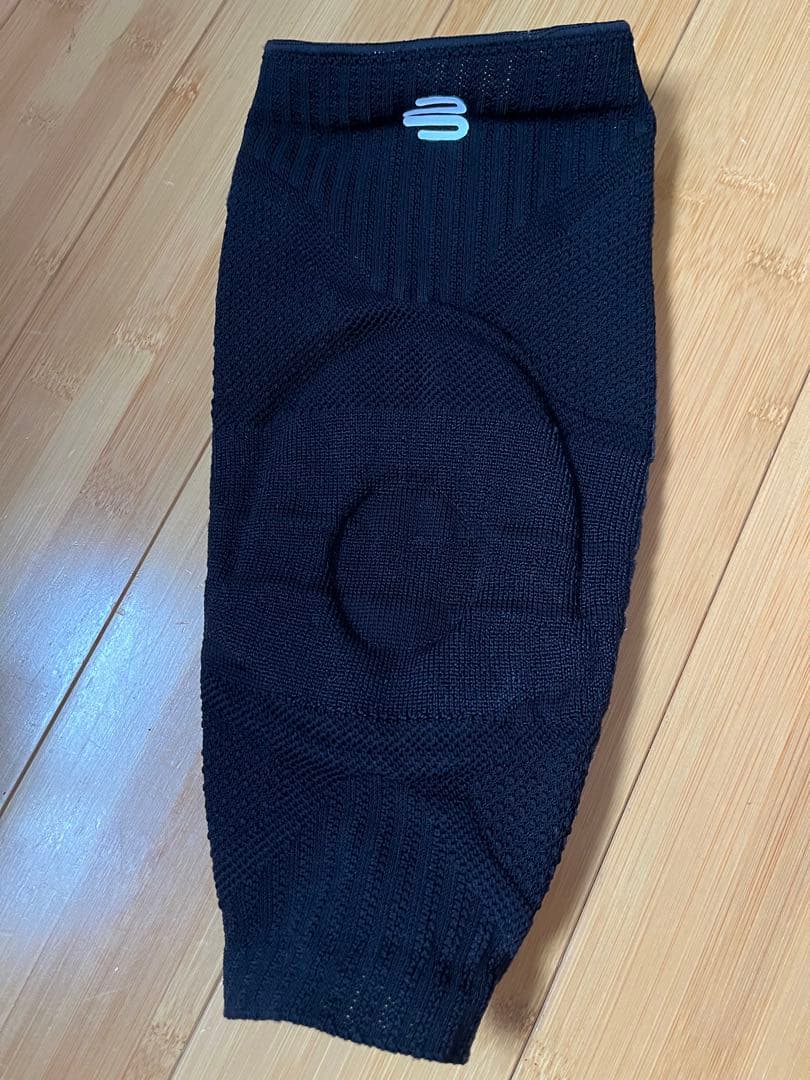 スポーツ 膝サポーター M 黒 膝関節用サポーター「エクスエイド ニーMCL＆LCL」製品情報 | 日本シグ