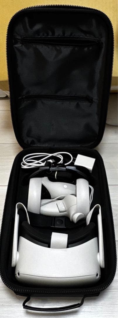 レア美品☆ Quest 2 本体 ケース付 ほぼ未使用 動作未確認 Amazon | エレコム Oculus Meta Quest 2用アクセサリ 収納ケース