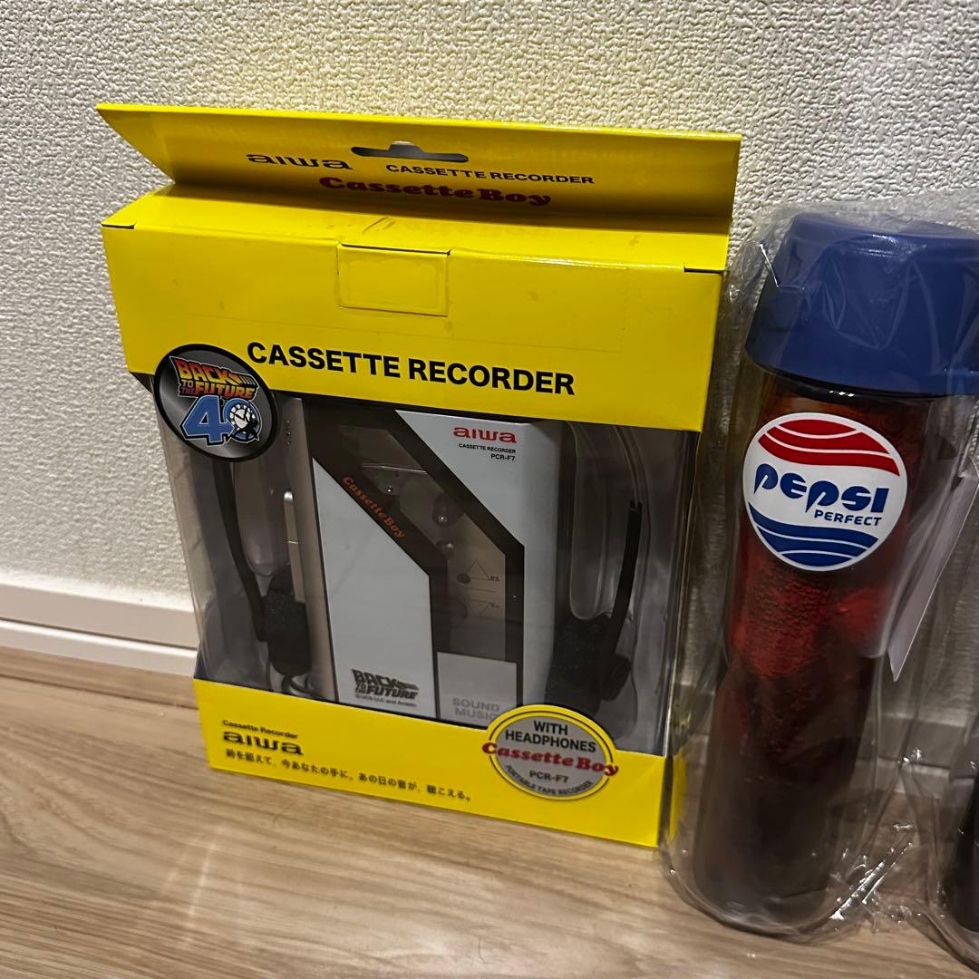 ドンキ バックトゥザフューチャー カセットレコーダー＆ペプシボトル