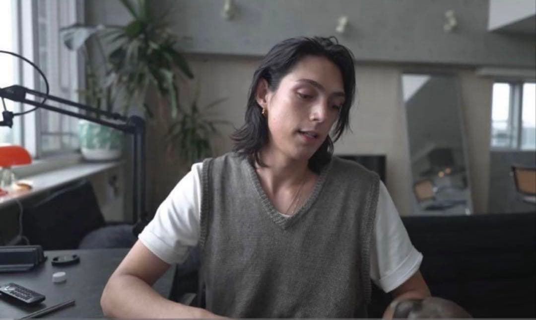 24SS即完モーガン蔵人着LOOSE KNIT LINEN VEST STONE - メルカリ