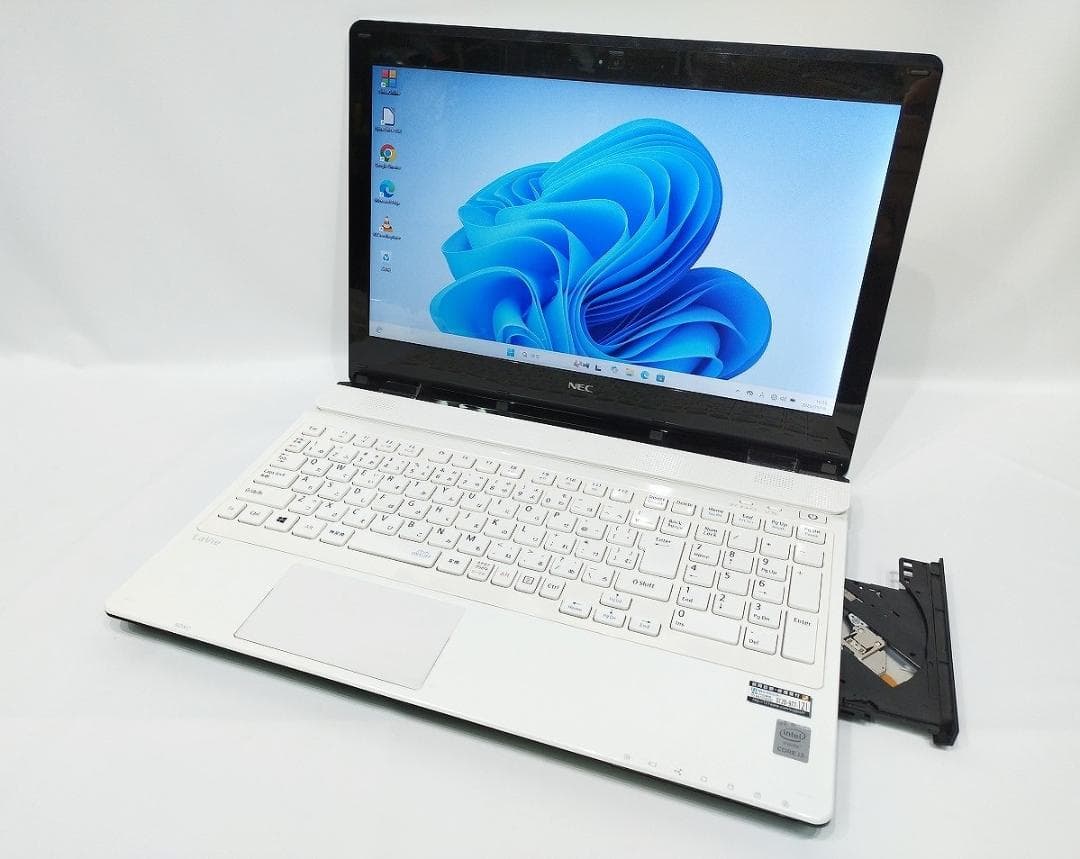 15.6液晶 NEC PC-GN202FSA4 I3 8GB SSD DVD 中古ノートパソコン NEC LaVie PC-GN202FSA4 Windows10 Corei3 5005U