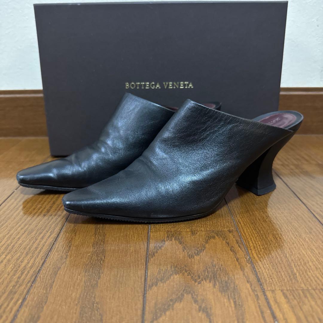 Bottega Veneta 黒 ナパレザー ミュール Bottega Veneta – Stretch Mule Black | Carla Saint-Barth