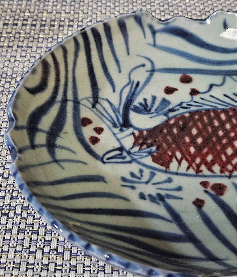 中国古陶磁器　明代〜清代　青磁　青華　古染付　辰砂　魚文様　15.2cm　変形皿