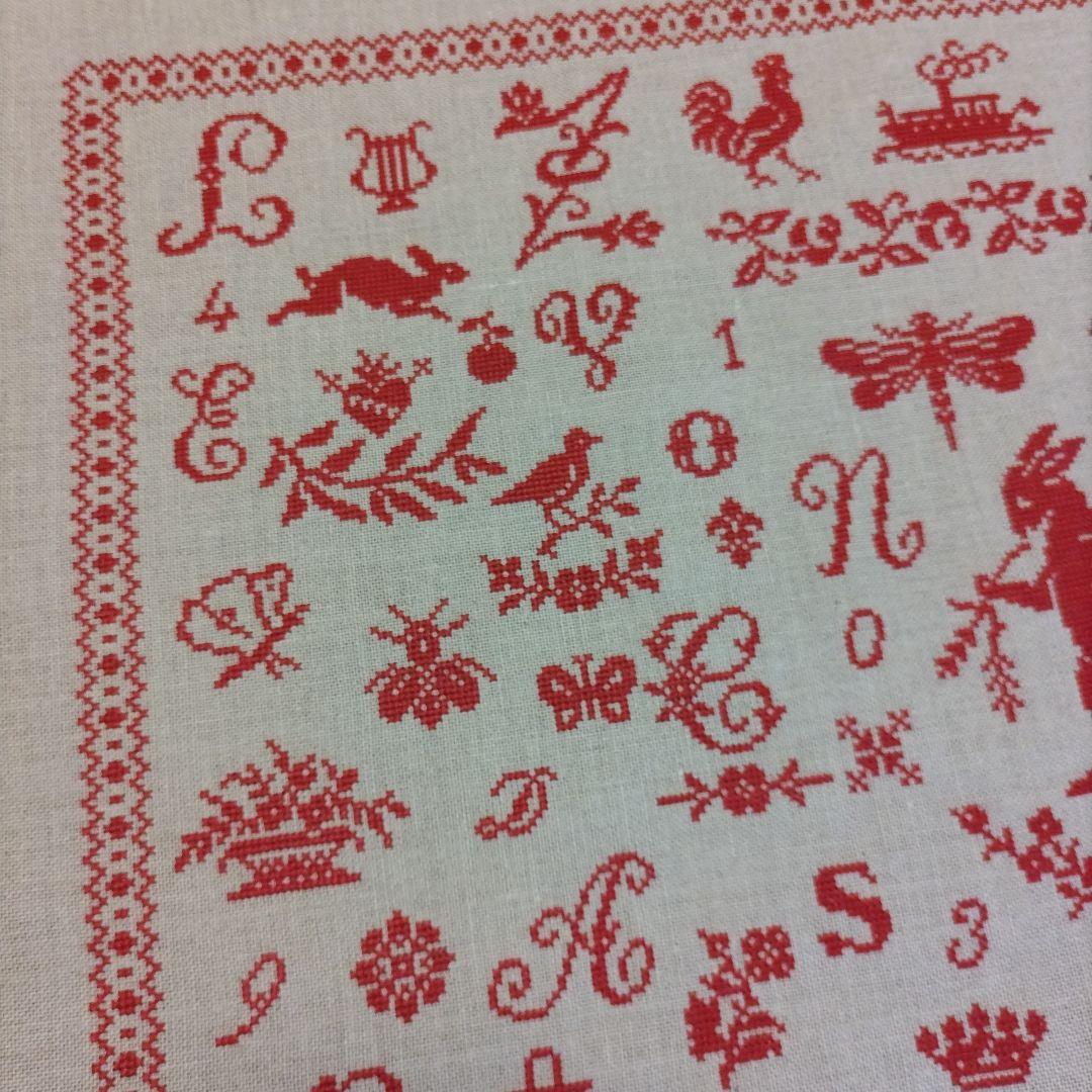 クロスステッチ完成品《フランス アンティークモチーフ》