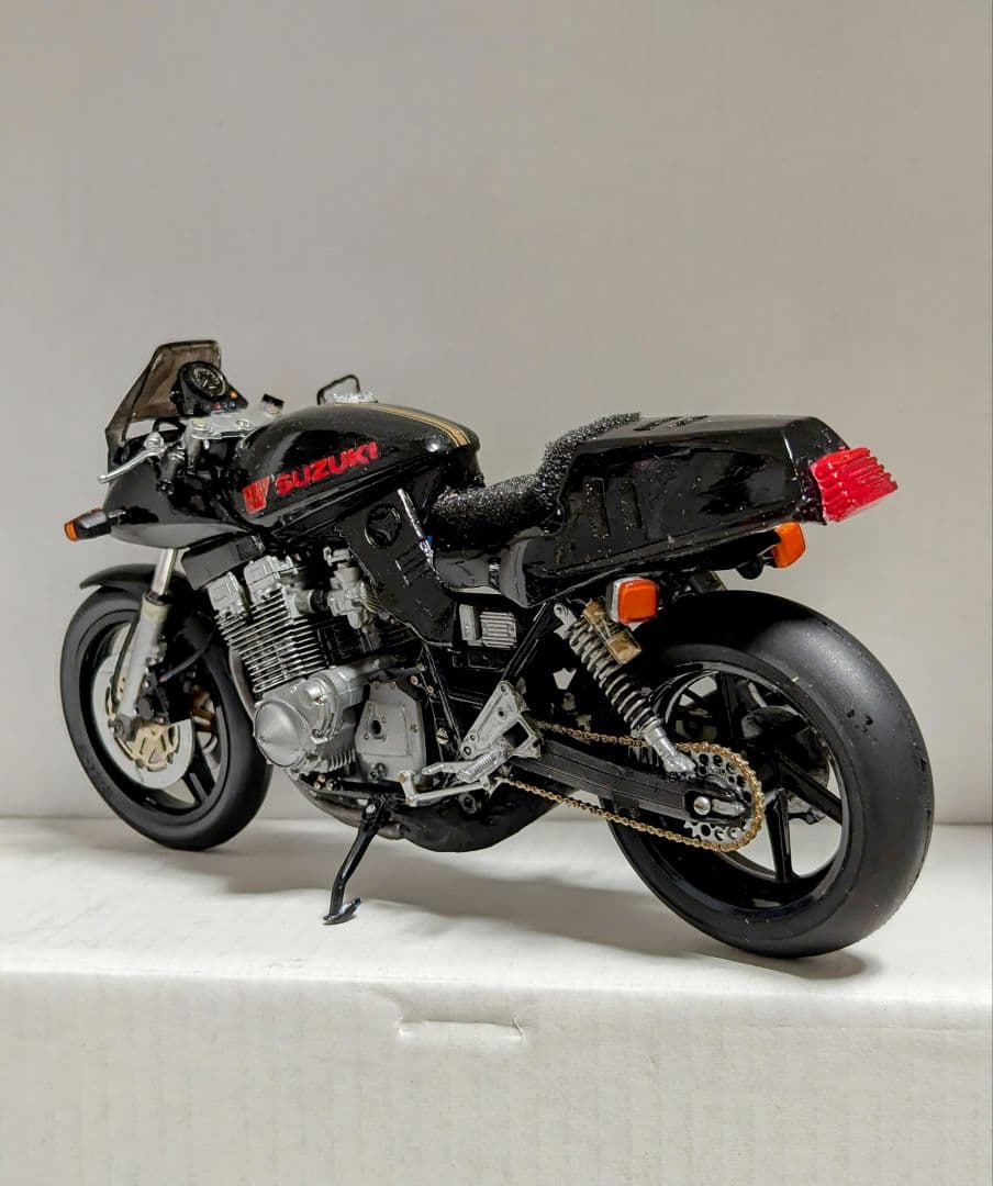 タミヤ1/12 スズキGSX1100Sカタナ 改 完成品 - メルカリ