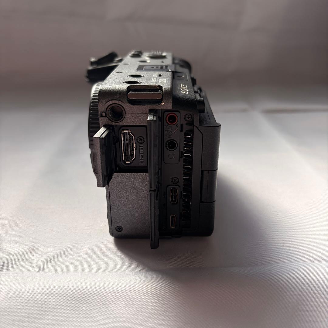 sony ソニー FX30 本体 バッテリー×2 smallrig付属品 - メルカリ