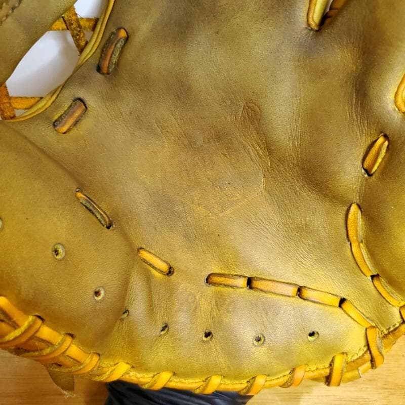 グラブワークス ゲームデイ 小型オーダー 小指二本指紐抜き 内野用