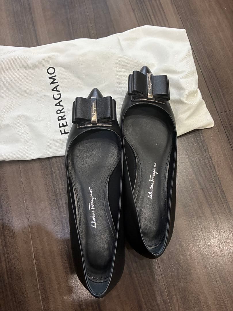 フェラガモ フラットシューズ バレリーナシューズ - ウィメンズ | Ferragamo