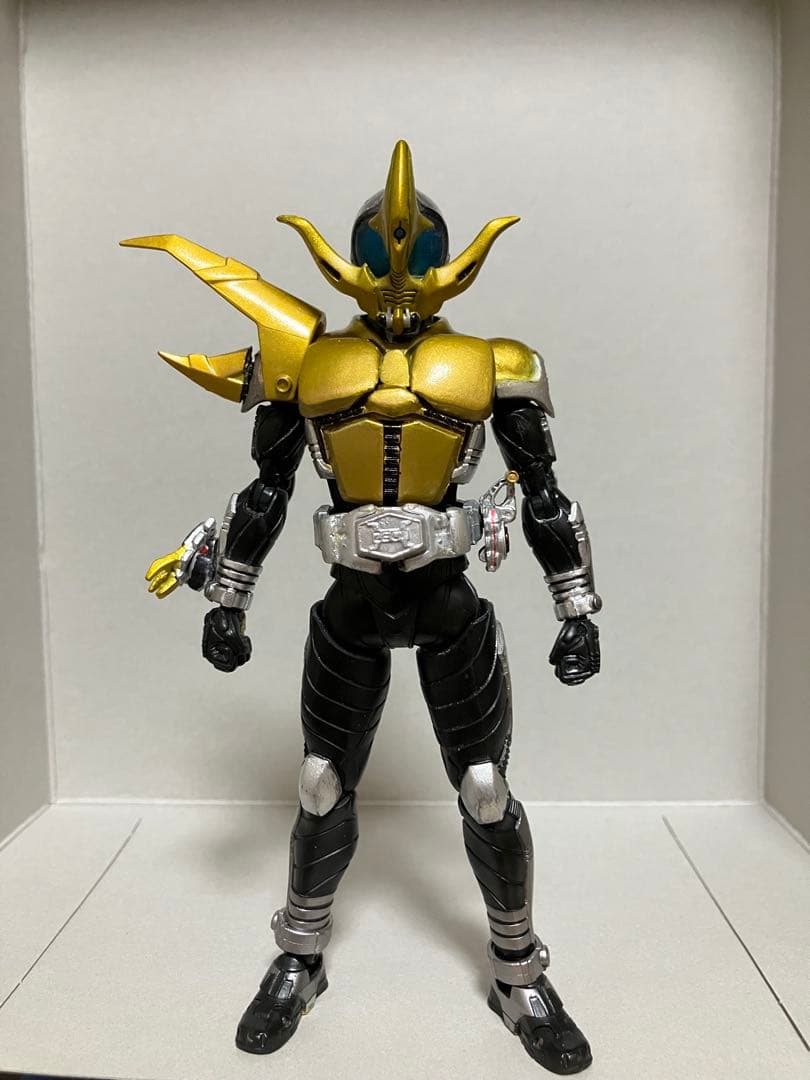 真骨彫 仮面ライダーコーカサス S.H.Figuarts