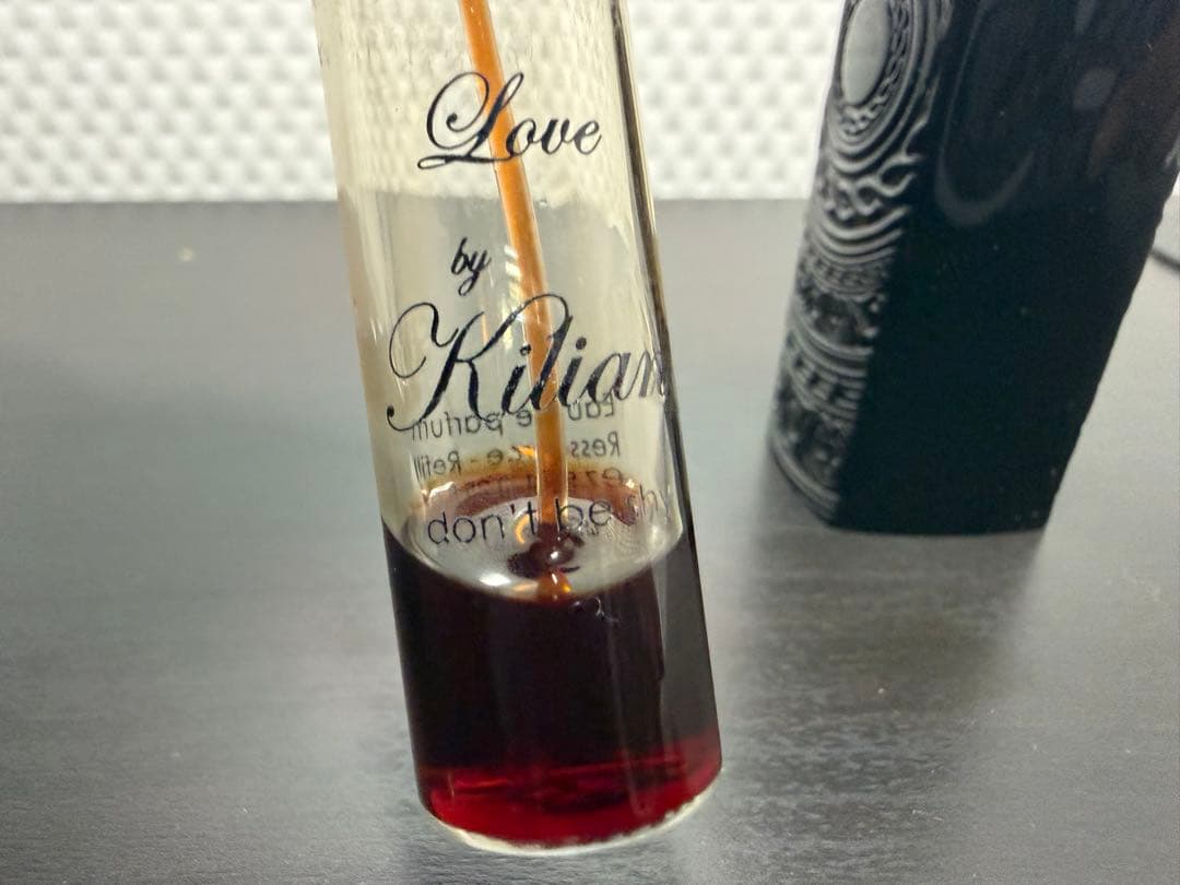 SR/1.17/17 キリアン　香水　ラブドントビーシャイ