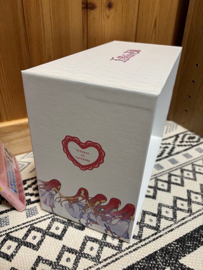 漫画五等分の花嫁フルカラー版全巻＋全巻収納box＋アニメ第1期公式設定