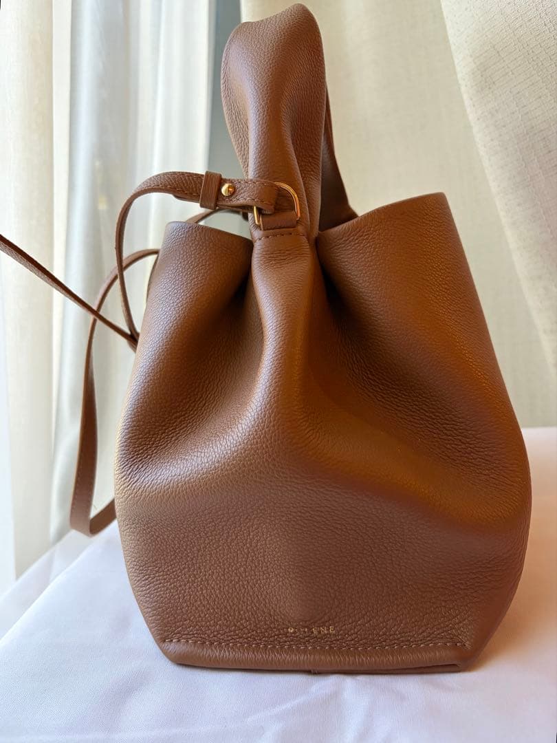 ポレーヌ Pole'ne Numero9 キャメルブラウン レザー ハンドバッグ