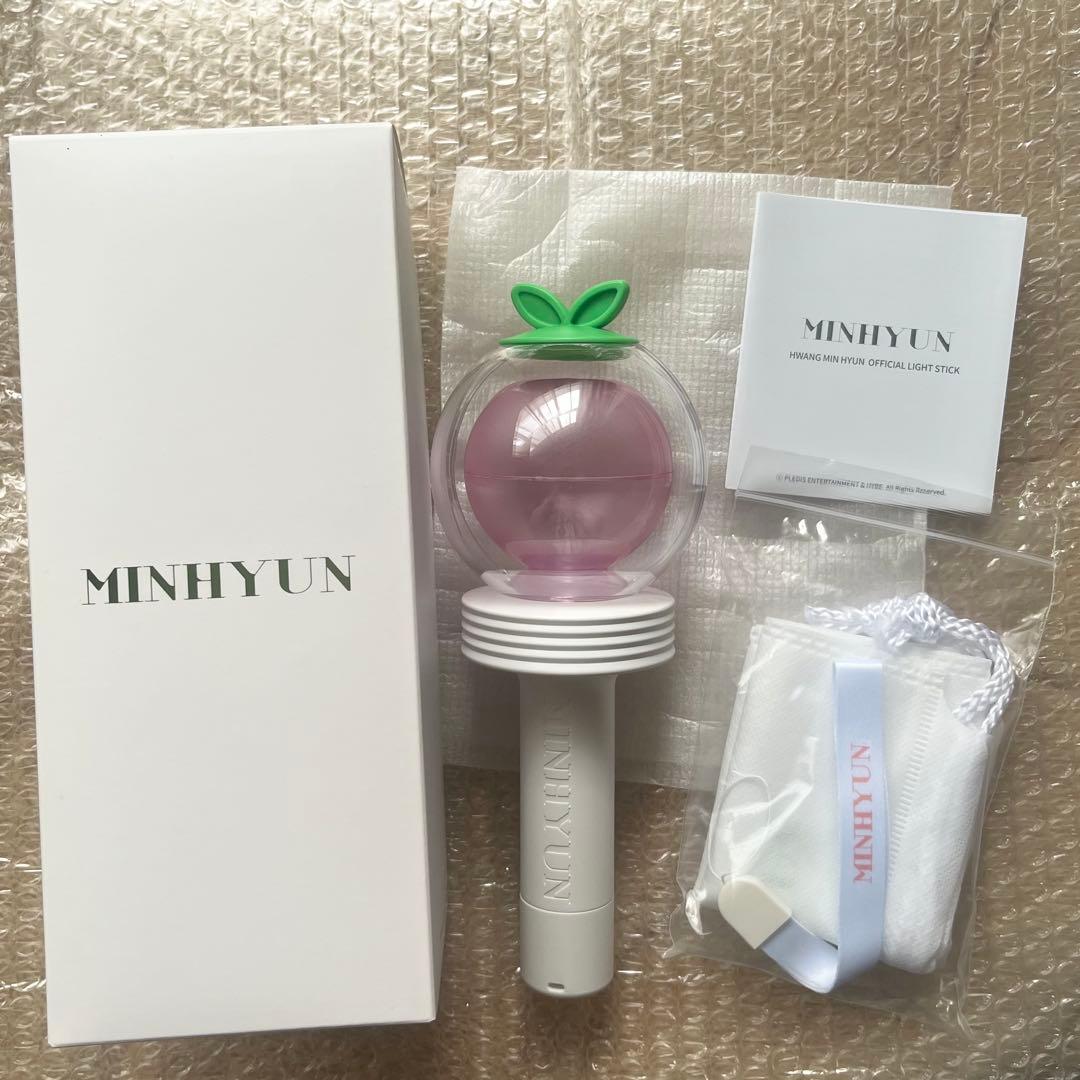 ファンミニョン 公式ペンライト - メルカリ