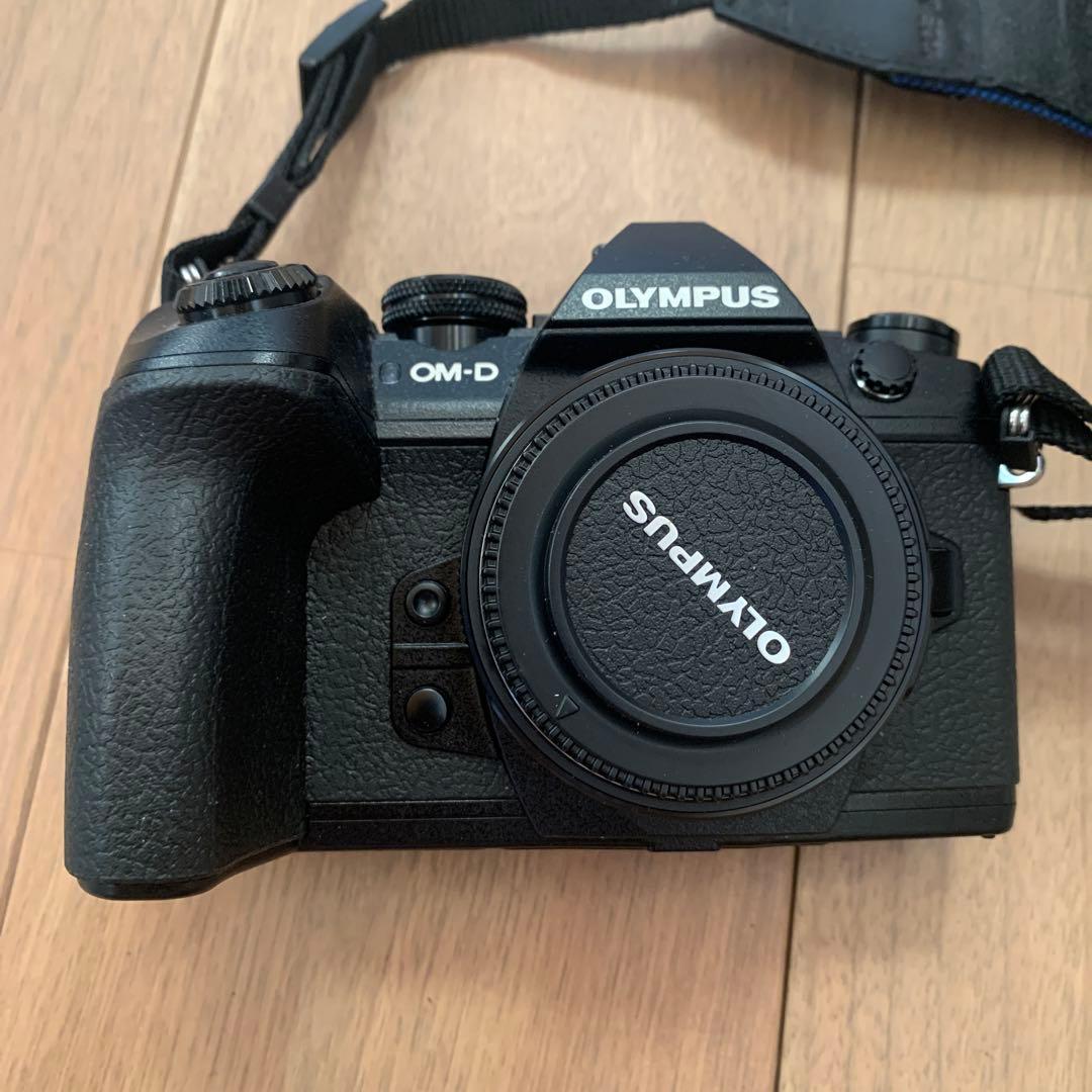 シャッター数 205】OLYMPUS OM-D E-M1 Mark II - メルカリ