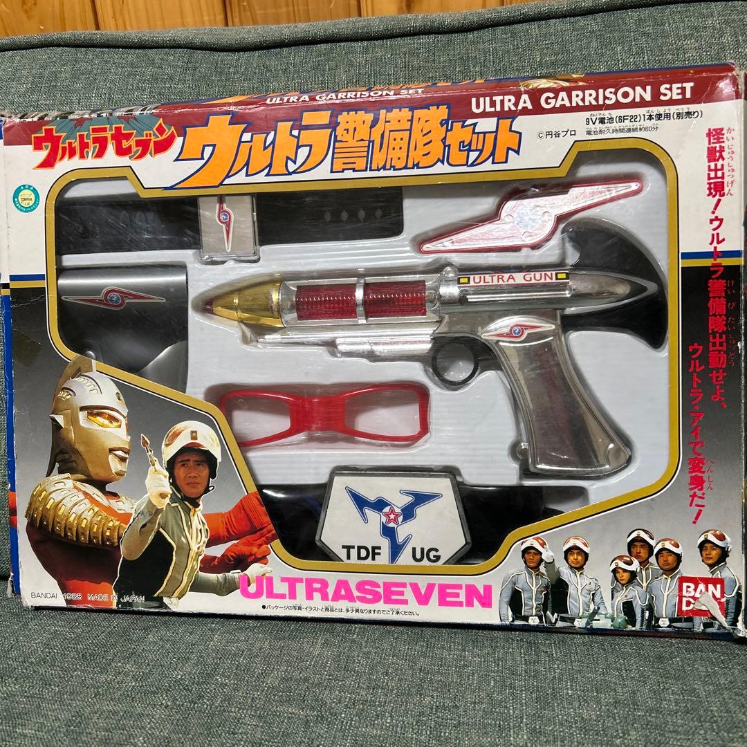 ウルトラセブン 警備隊セット - メルカリ