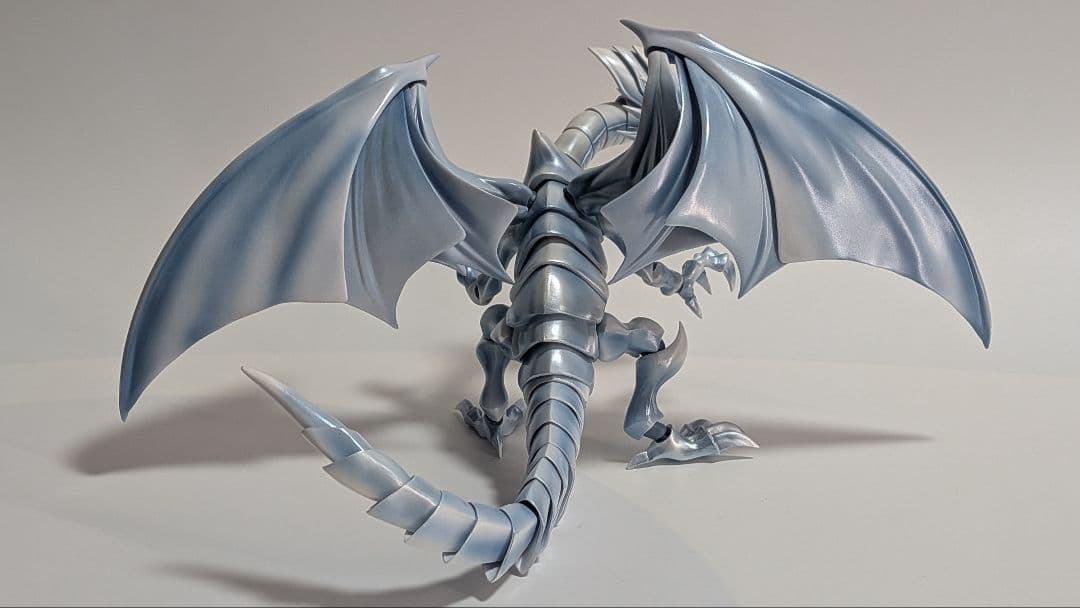 S.H.MonsterArts 青眼の白龍 ブルーアイズホワイトドラゴン