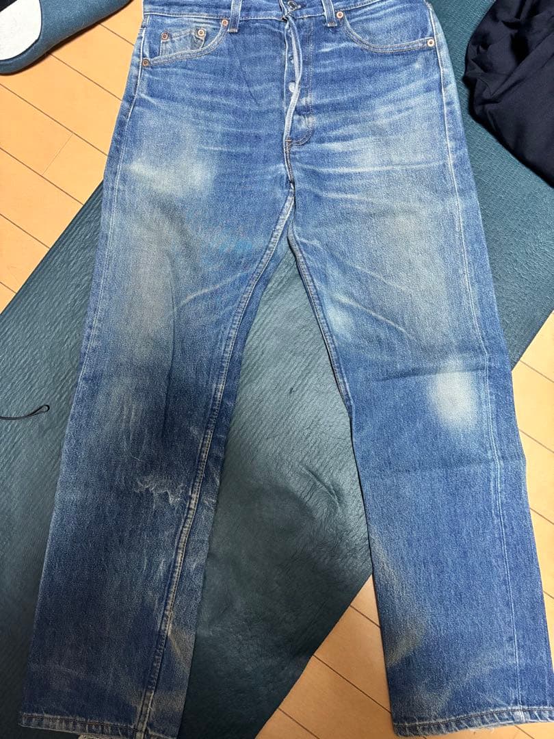 90sリーバイス501 USA 米国　縦落ち　ヒゲ　ハチノス　w38.5 鬼ヒゲ 90's 米国製 Levis 501xx W31/約80cm 552刻印 リーバイス 501