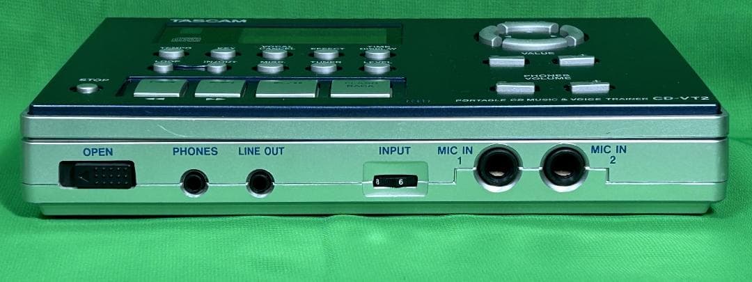 ☆中古動作確認済 TASCAM CD-VT2 ボーカルトレーナー アダプター付属