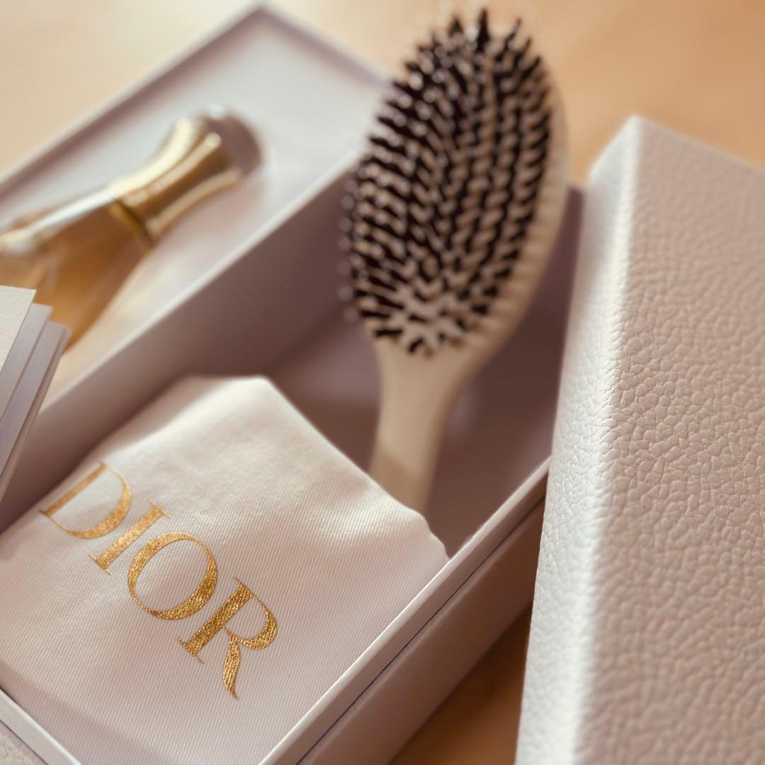 新品 未使用品】 Dior ディオール ヘアブラシ ヘアミスト 40ml - メルカリ