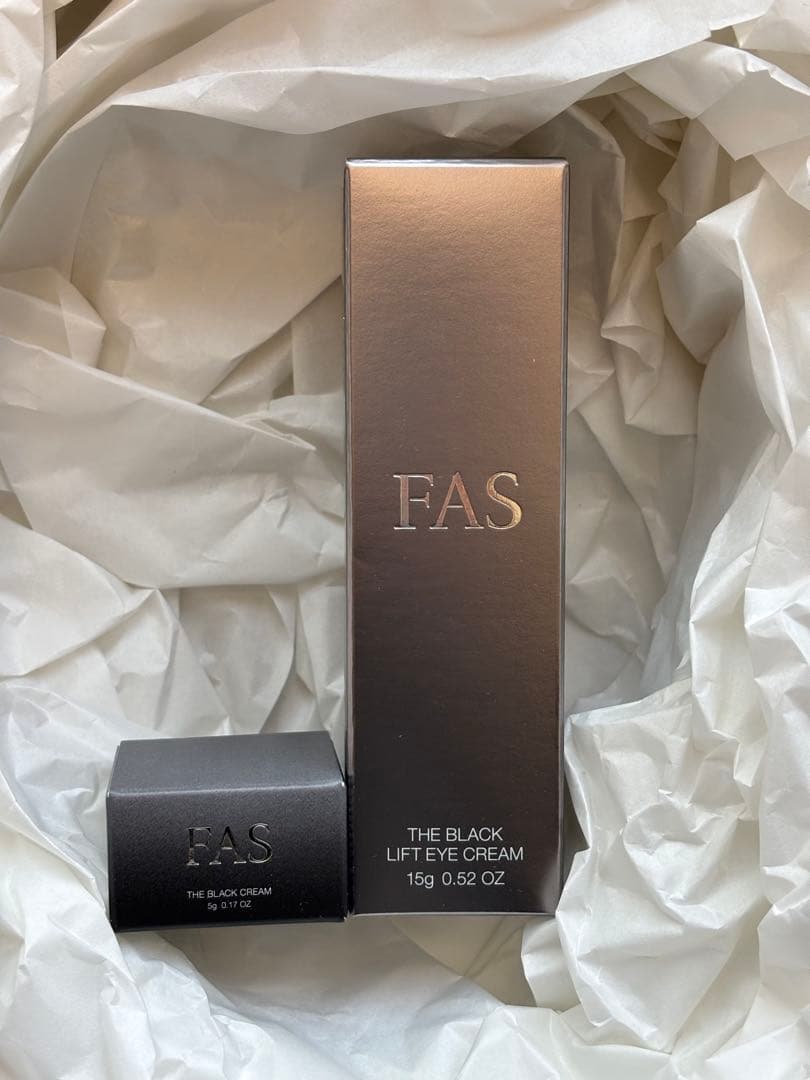 ①FASザブラックリフトアイクリーム - メルカリ
